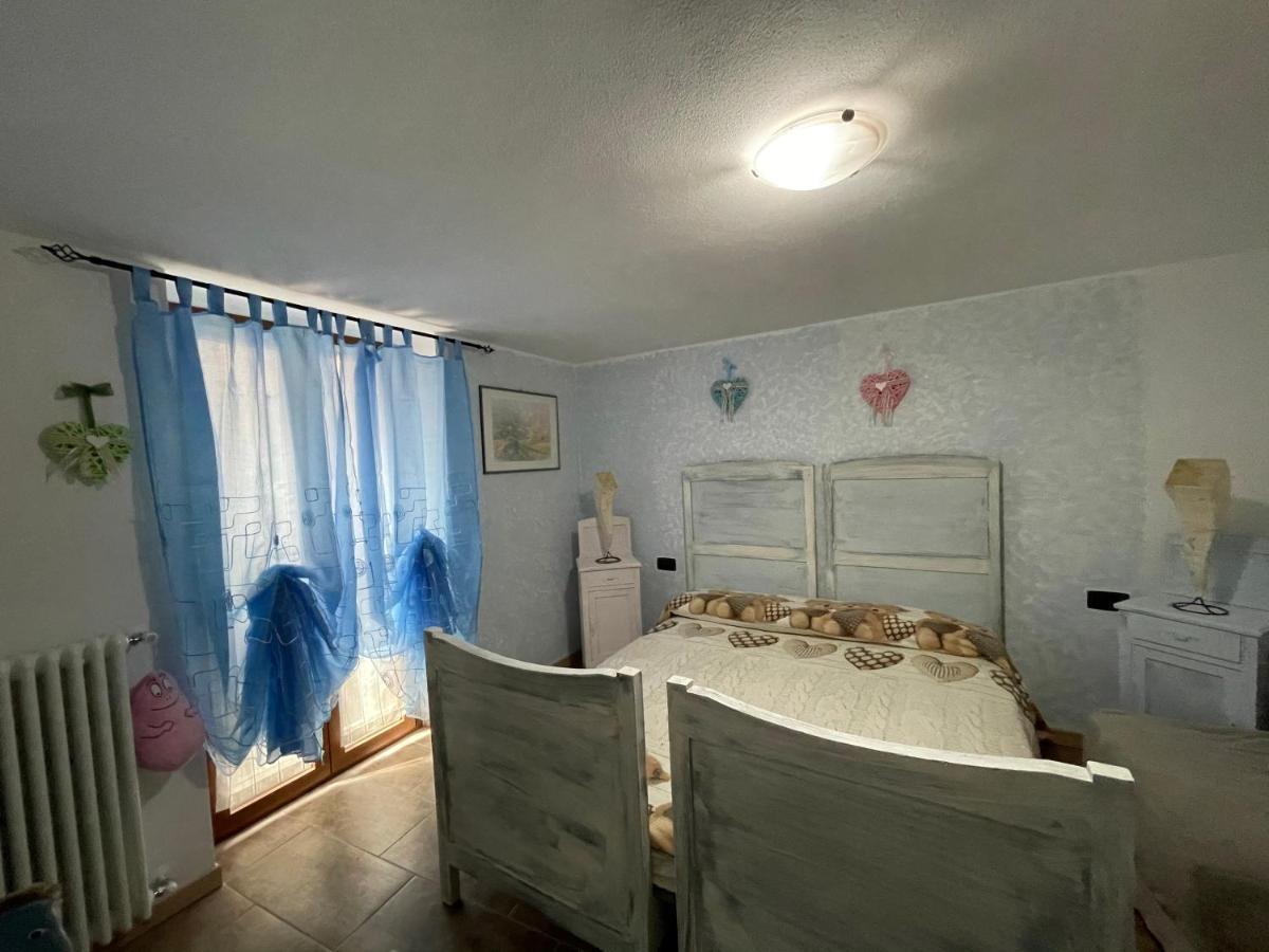 La Casa Di Pucci Nel Borgo Affrescato Di Parlasco Cortenova Dış mekan fotoğraf