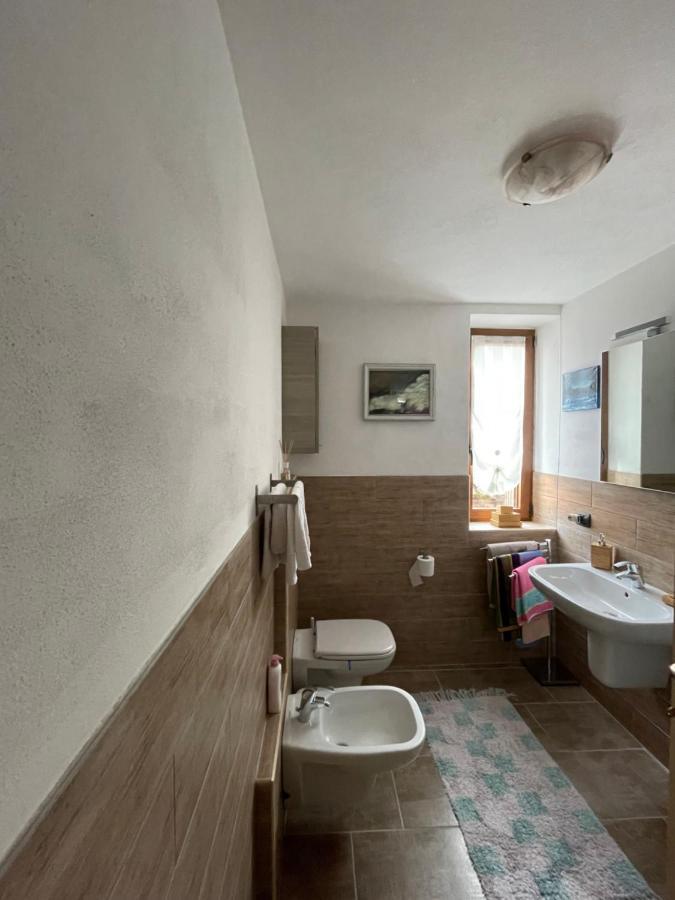 La Casa Di Pucci Nel Borgo Affrescato Di Parlasco Cortenova Dış mekan fotoğraf