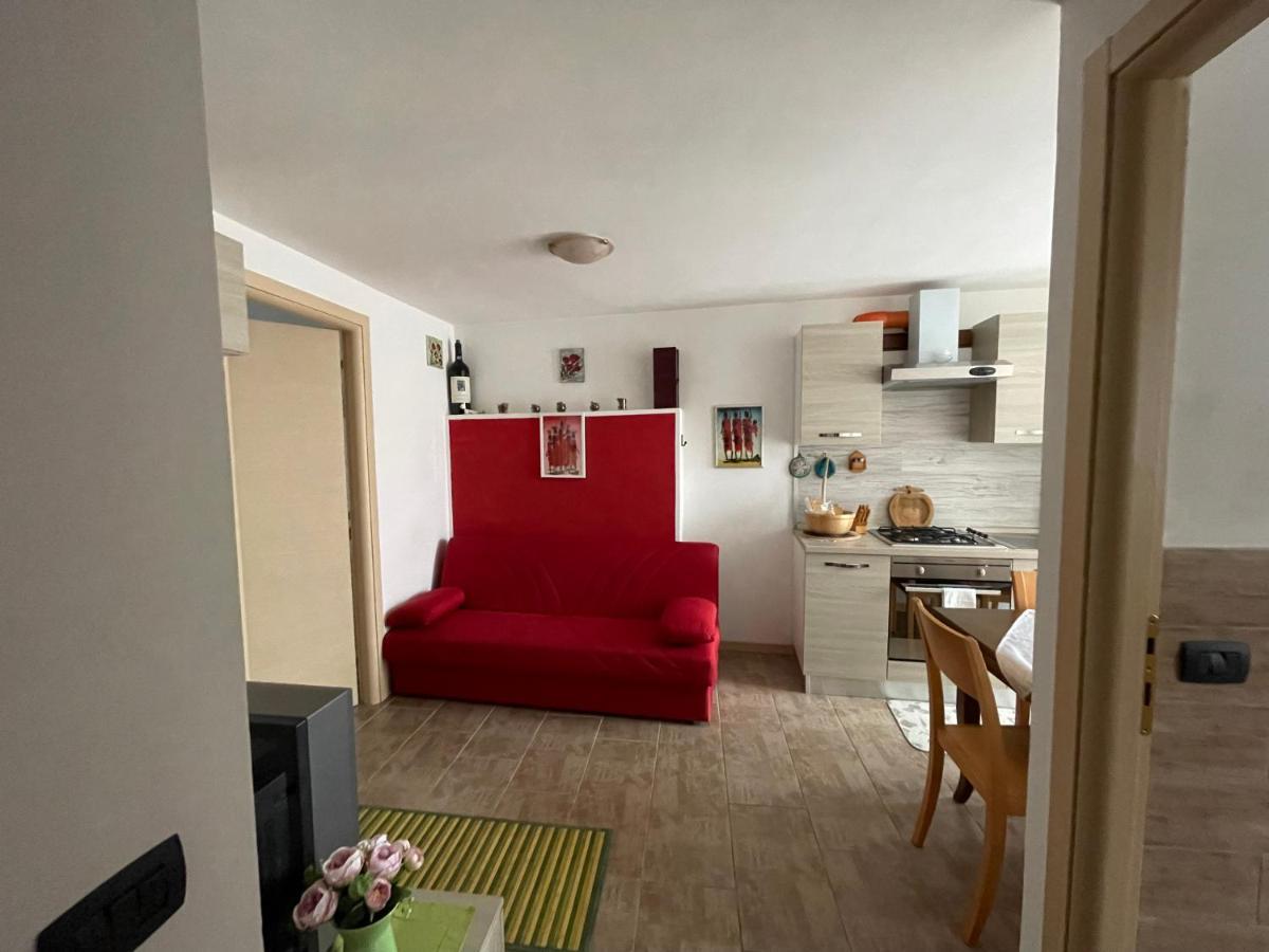 La Casa Di Pucci Nel Borgo Affrescato Di Parlasco Cortenova Dış mekan fotoğraf